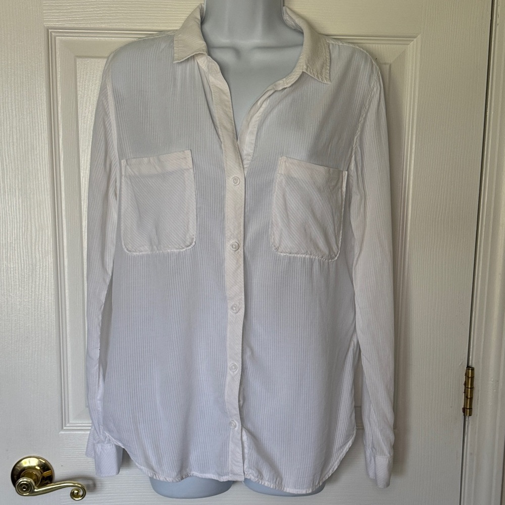 Cloth & Stone White Button Down Shirt